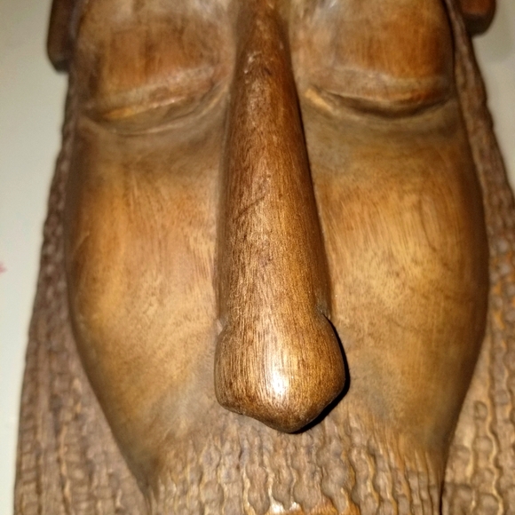 Pair HANDCARVED WOOD large JESUS HEADS wall plaques ARTIST SIGNED folk art - Picture 3 of 6